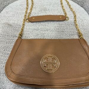 Tory Burch Tan Leather Crossbody Bag with Gold Chain